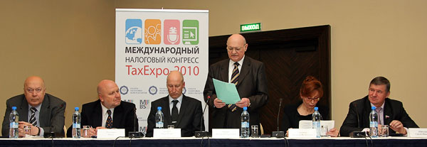 conference-2010-12-15-013.jpg